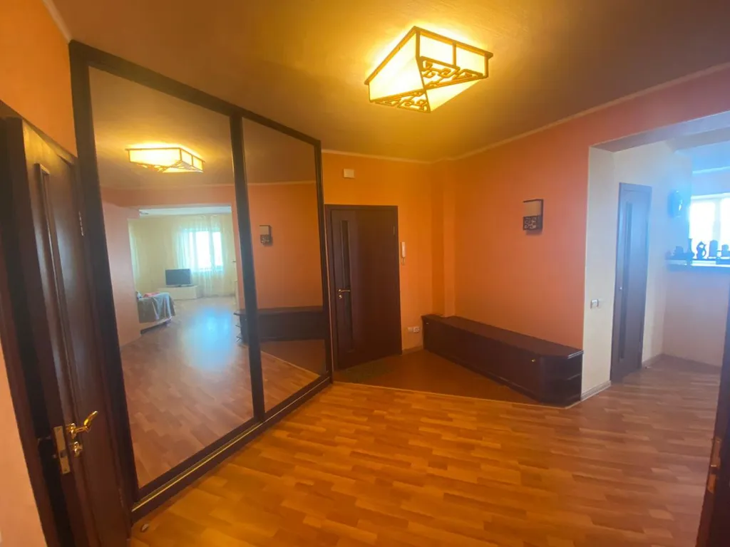 Просторная квартира в историческом центре с потрясающими видами