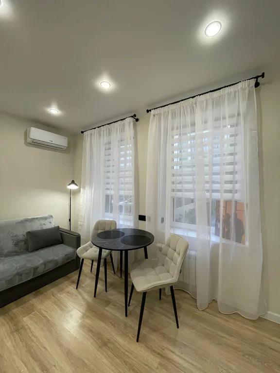 Нежная Анна