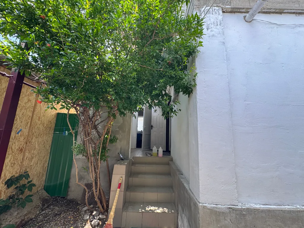 Коттедж Дом на Адмиральской — Судак