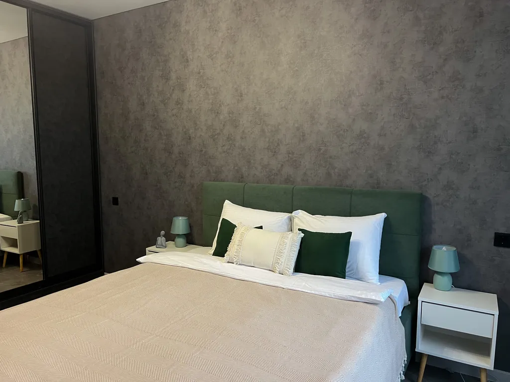 Стильная квартира с панорамными окнами