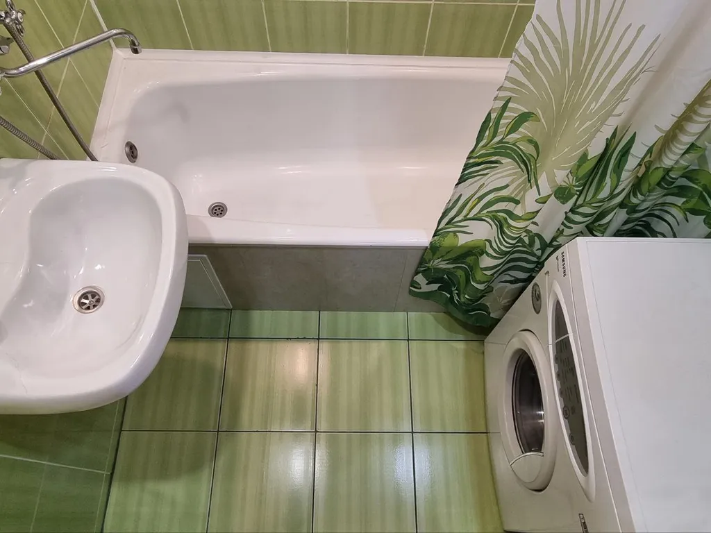 Квартира Уютная однокомнатная квартира в 5 минутах пешком до 20 больницы — Красноярск