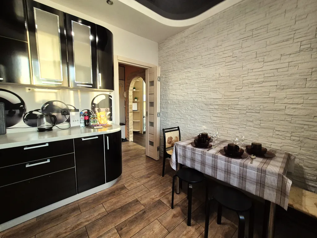 Комфортная квартира с хорошим ремонтом в Ивантеевке в новостройке