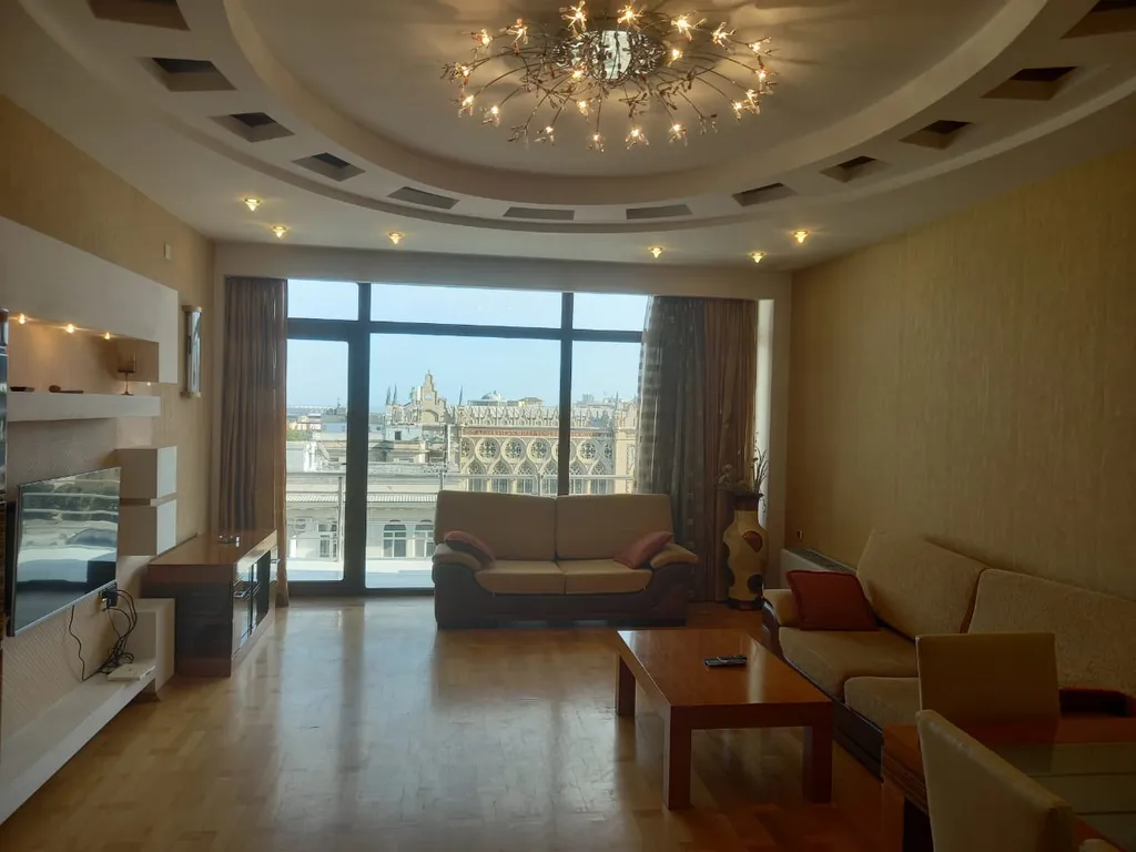 Квартира с видом на море и Пламенные Башни