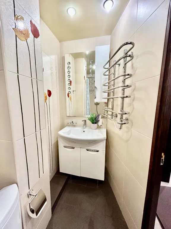 Комфортная 2-к квартира с камином на 50 лет ВЛКСМ