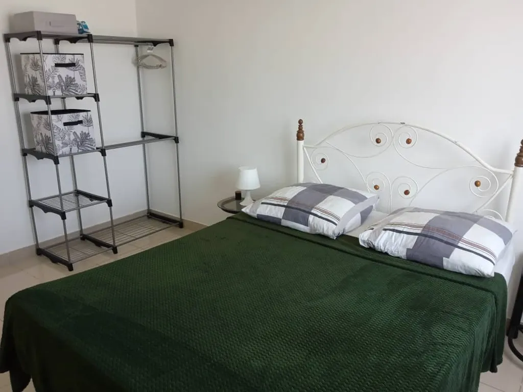 Уютная квартира в центре города с видом на море