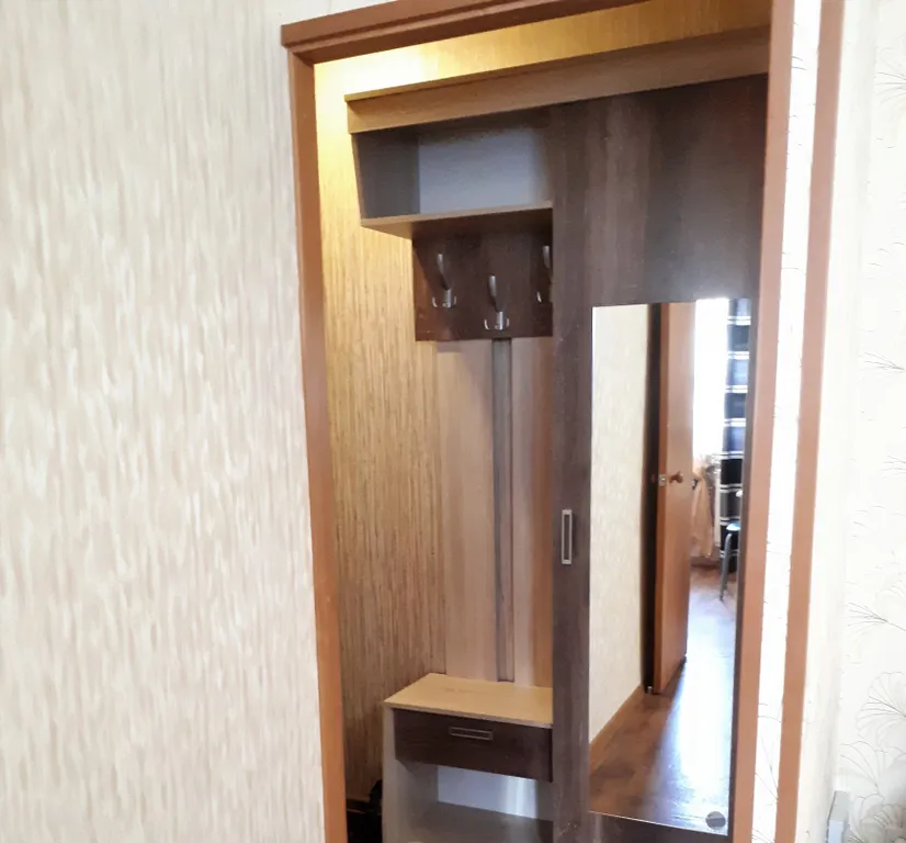 Квартира 3-комнатная квартира у метро Красный проспект — Новосибирск