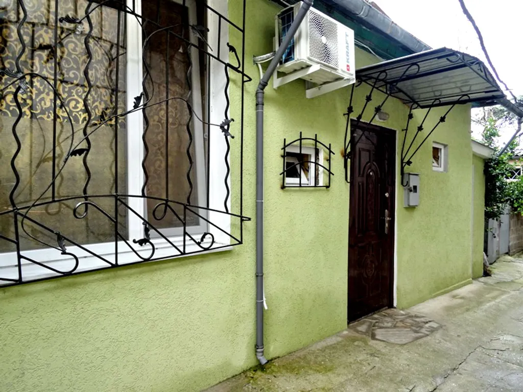 2-комнатная Квартира — аренда посуточно в Симеиз