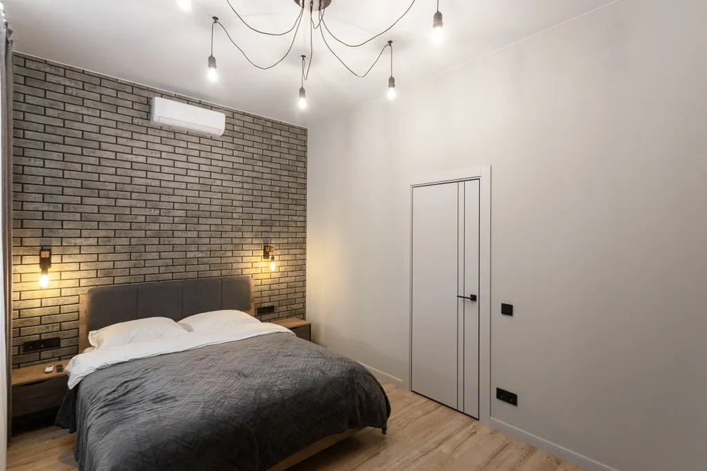 На первой линии от моря сдам полдома