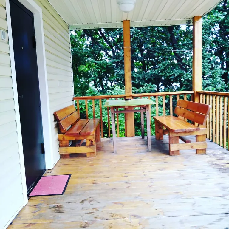 Теплый зимой, уютный летом коттедж