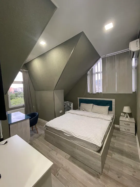 Трёхэтажная вилла