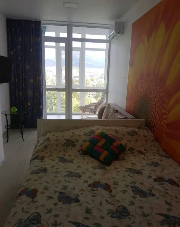 Отличная видовая квартира с современным ремонтом в парке возле пляжа