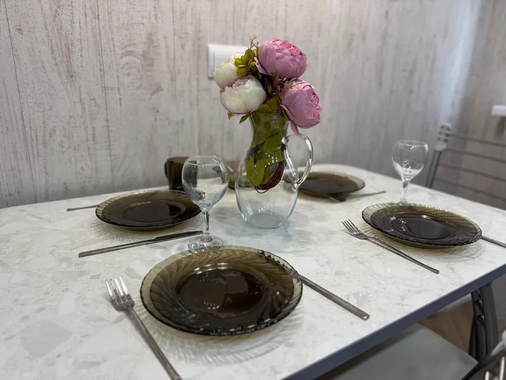 Квартира Квартира Для большой семьи, двухкомнатная, с видом на бассейн и море — Адлер