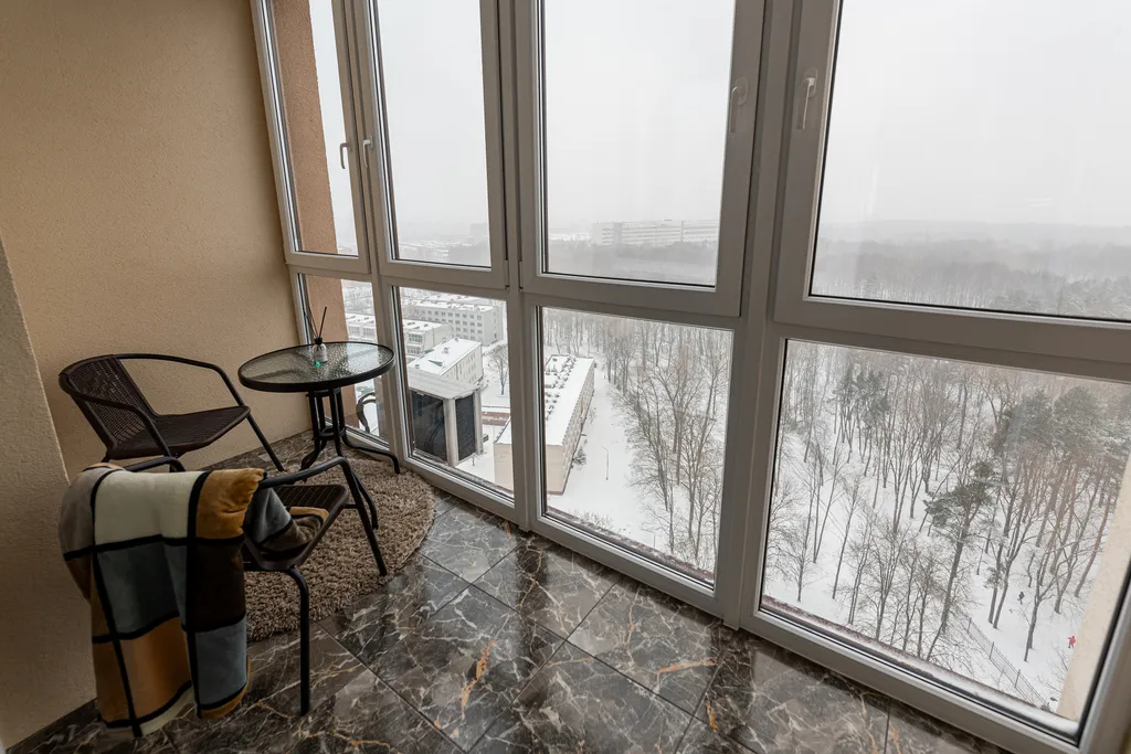 Квартира Шикарная студия с видом на парк Челюскинцев — Минск