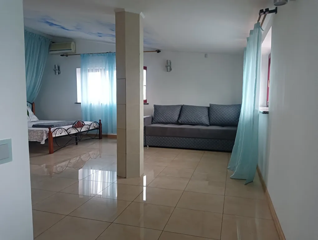 4-комнатный Дом