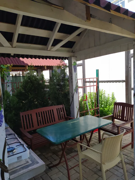 Двухэтажные таунхаусы с личной территорией под ключ