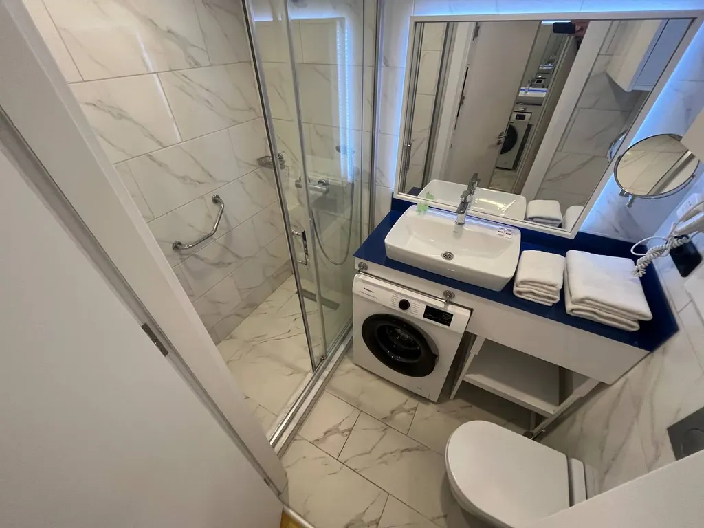 Квартира Апартаменты на первой береговой линии в апарт-отеле orbi city — Батуми