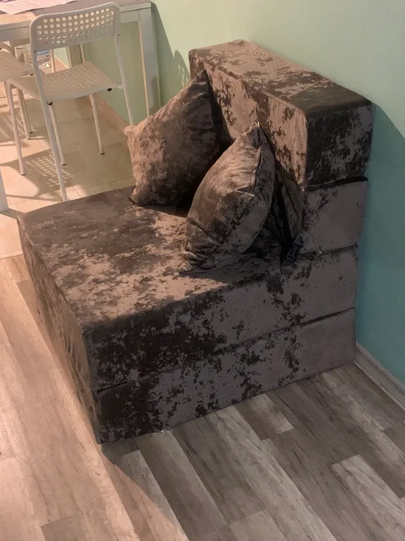 Уютная двухкомнатная  квартира