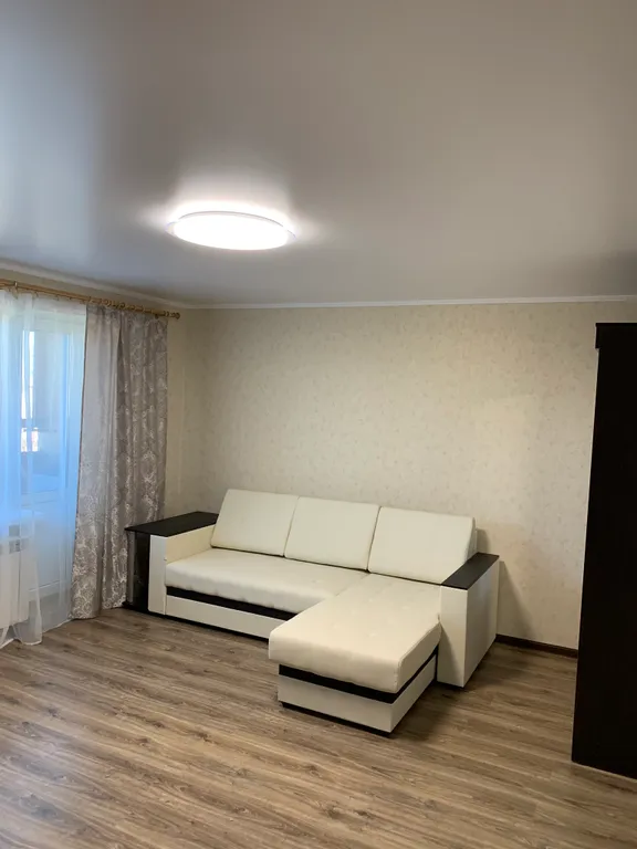 Трешка в центре в районе церкви