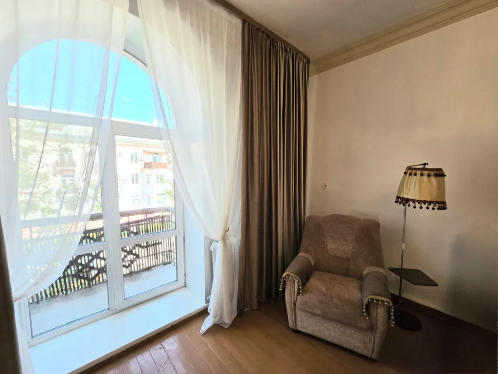 Ретро-трешка в центре города