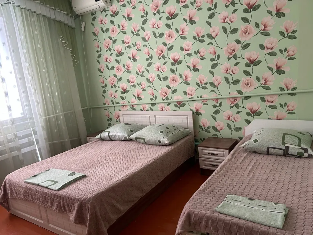 Коттедж Отдых у Людмилы — аренда посуточно в Должанская