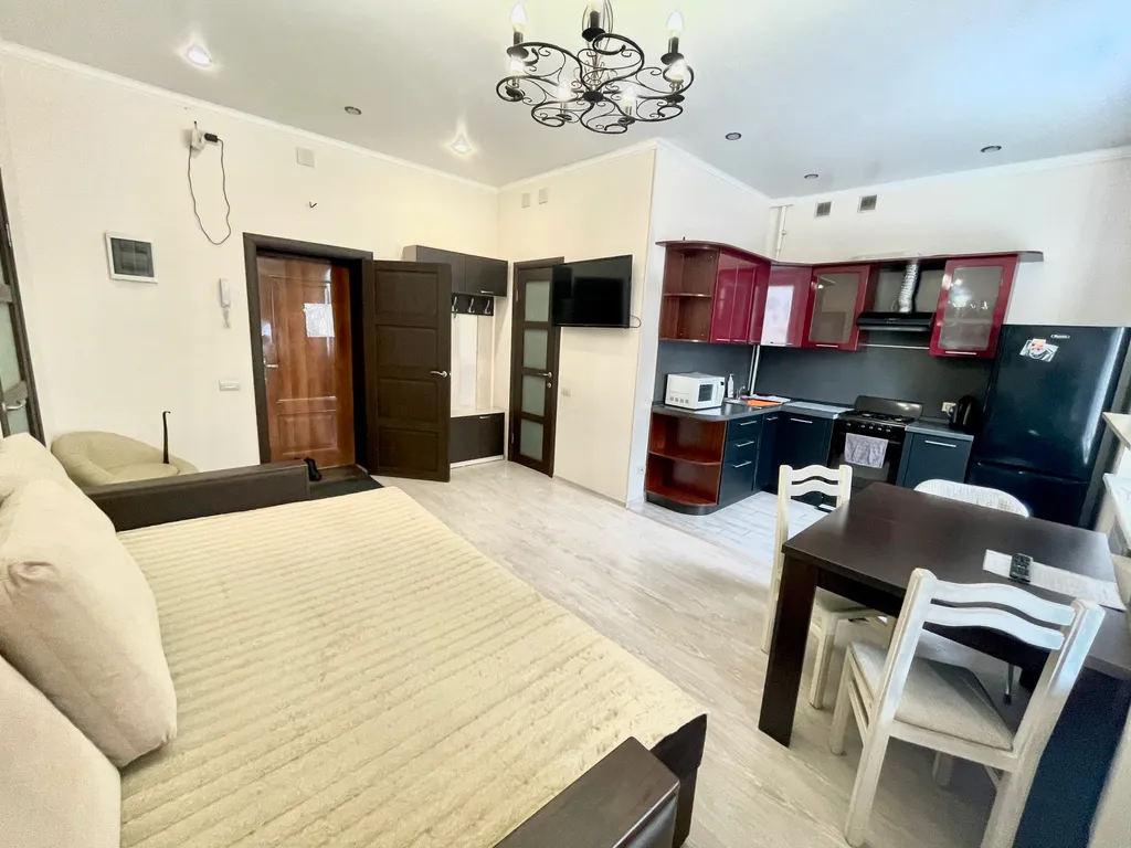 Уютная квартира в самом центре — аренда посуточно в Челябинск