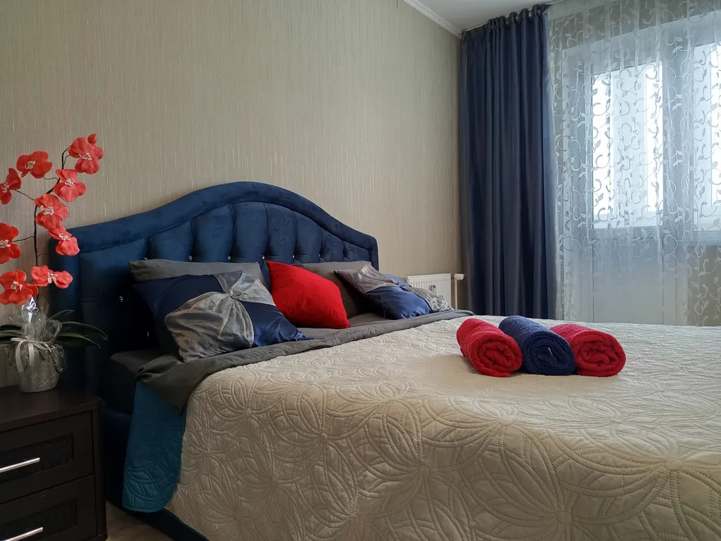 Стильная квартира на Дериглазова с парковкой без проблем — аренда посуточно в Курск