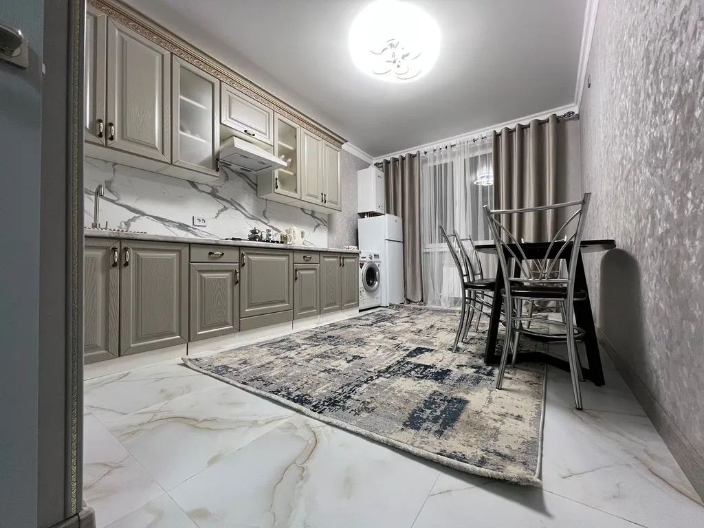 Уютная новая квартира с видом на море