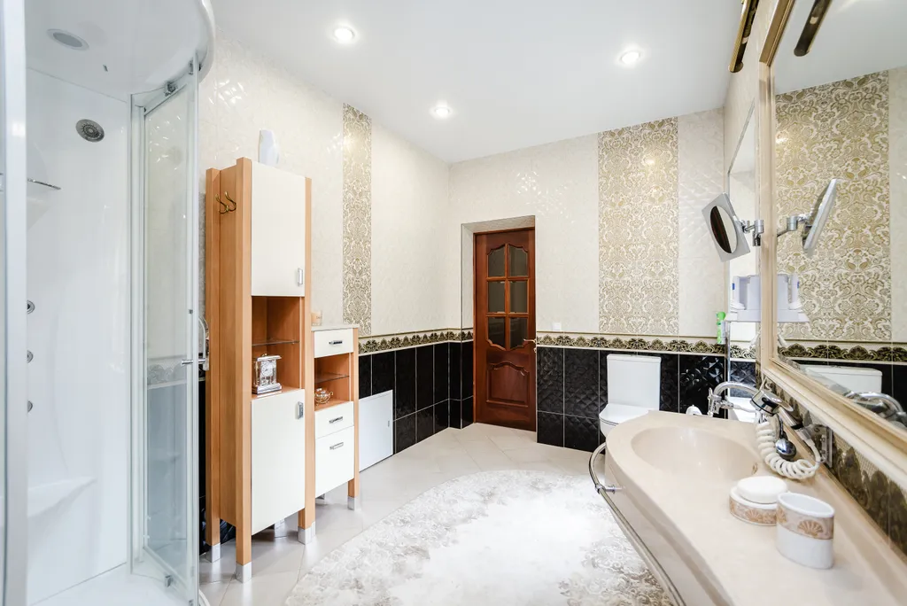 Дом с бассейном и сауной