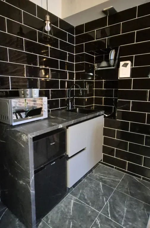 Брутальная и уютная лофт-студия в самом центре города