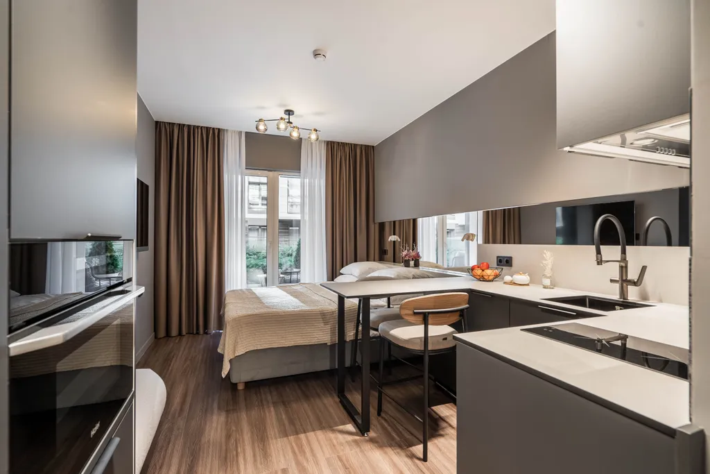 Апартаменты 3Roomz с бассейном и спортзалом