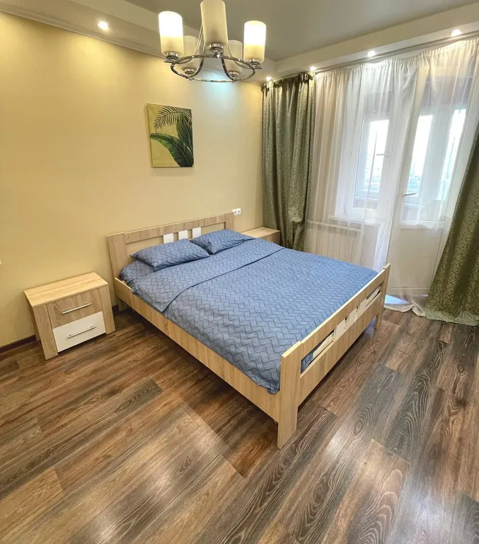 Евродвушка у моста к Крокусу