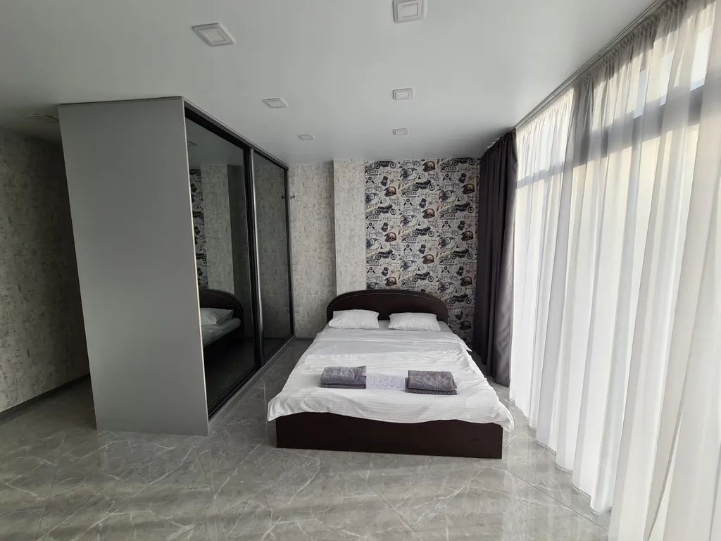 Квартира Однокомнатная квартира с кухней, мангалом, беседкой, джакузи — Севастополь