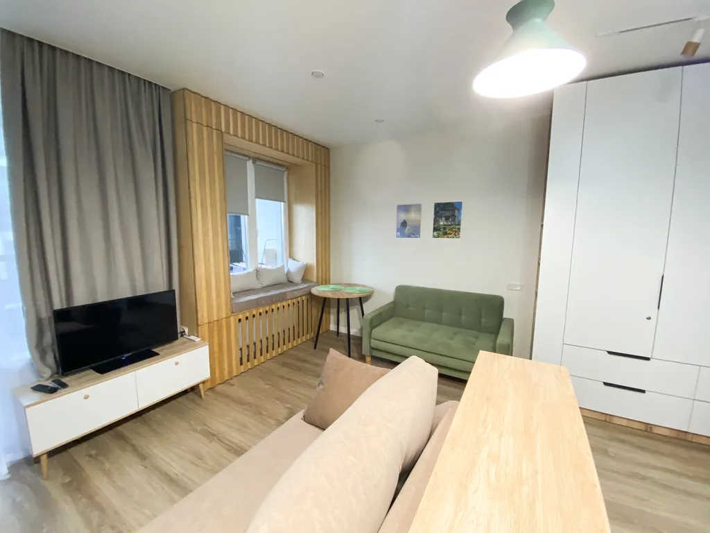 Уютная студия на берегу реки