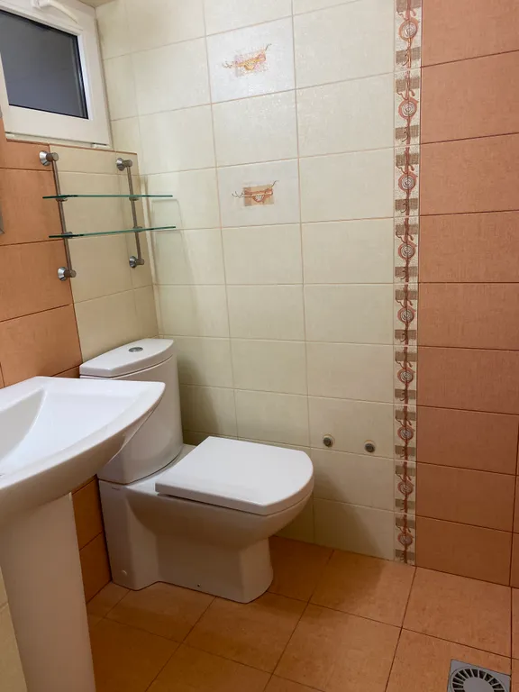 Дом с бассейном, баней и видом на море