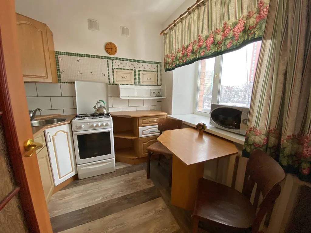 Двухкомнатная квартира у стадиона Юность