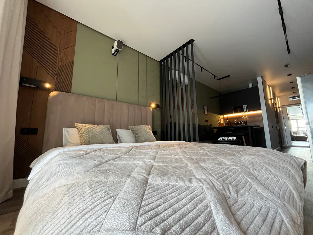 Апартаменты с видом на реку, проектором и игровой приставкой PS4