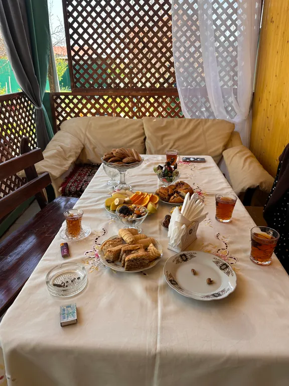 Дачный гостиный дом недалеко от моря