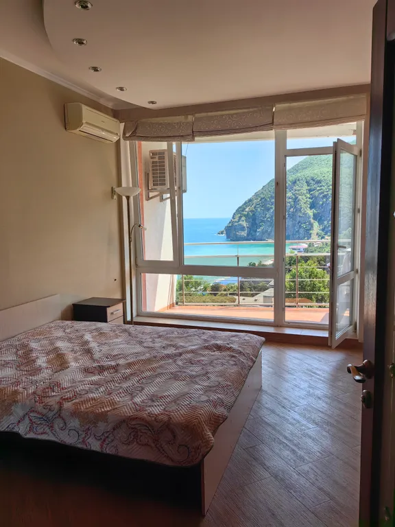 Апартамент с видом на море