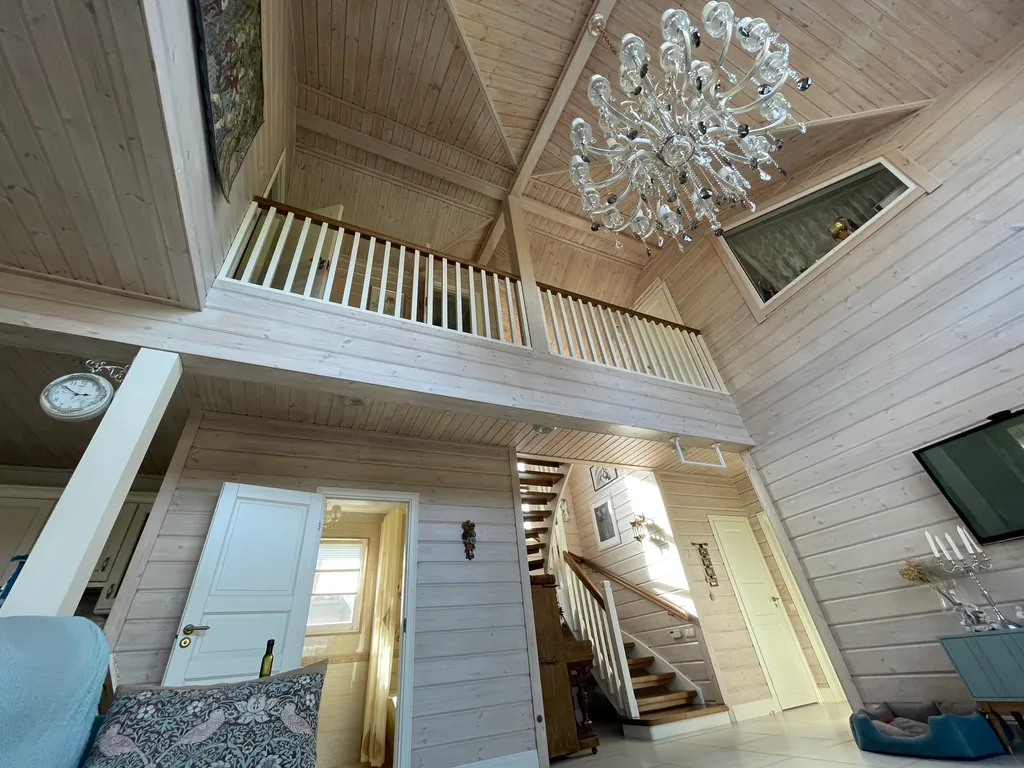 Уютный и комфортный деревянный дом