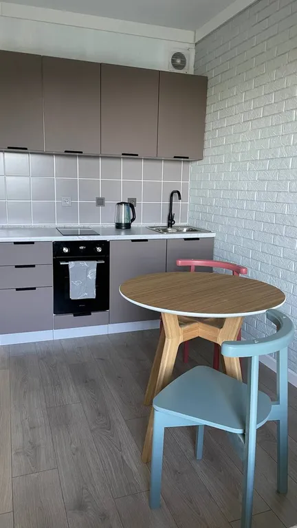 Студия с видом на реку