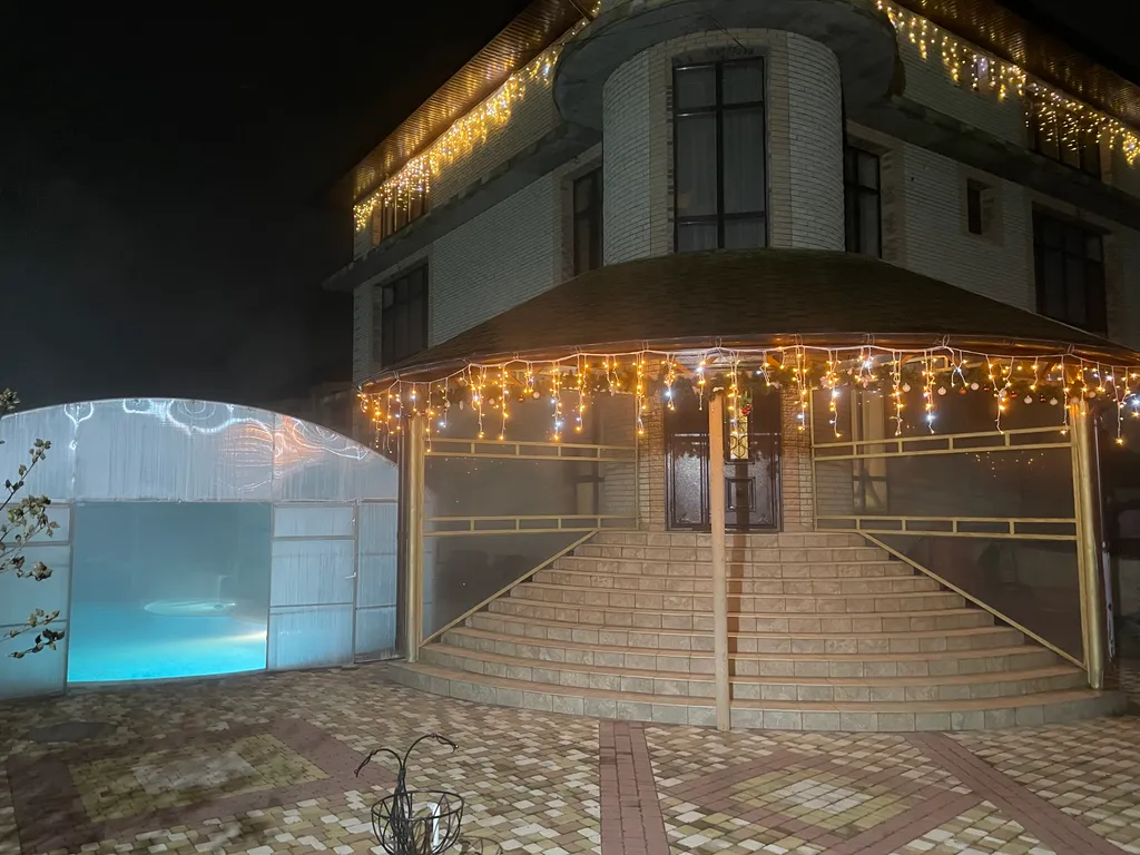 Вилла Казачка с теплым уличным бассейном