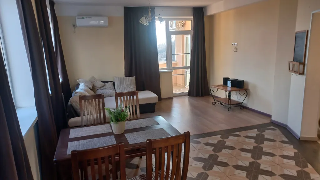 Дом Романтик с видом на горы и море