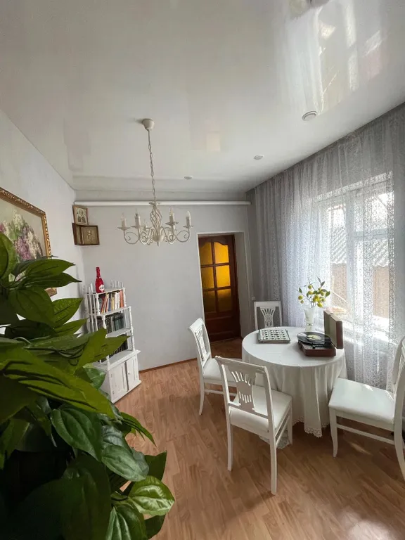 Хорошая квартира в историческом центре города, с охраняемой парковкой