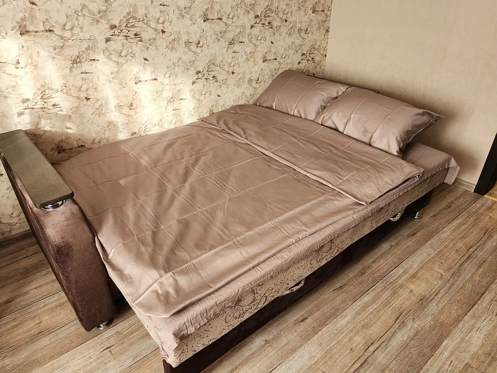 Уютная студия с видом на озеро рядом с вокзалом