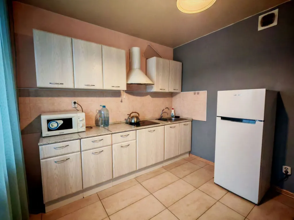 Однокомнатная квартира в новом дoмe c xоpошим peмoнтом