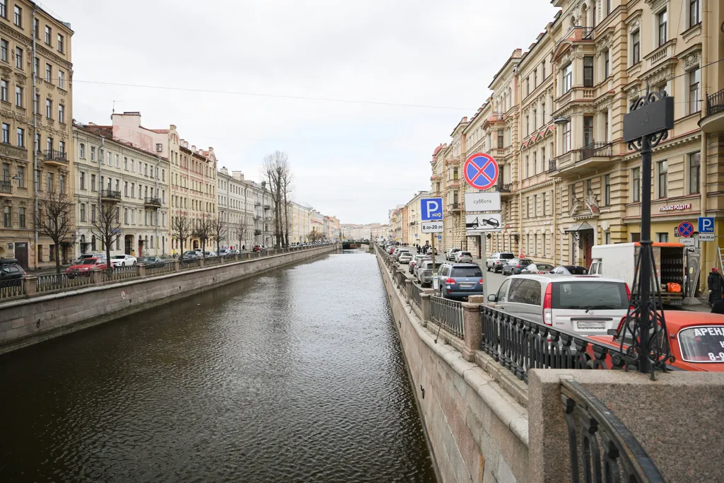 Квартира 2-комнатная квартира на 6 гостей у метро Сенная площадь — Санкт-Петербург