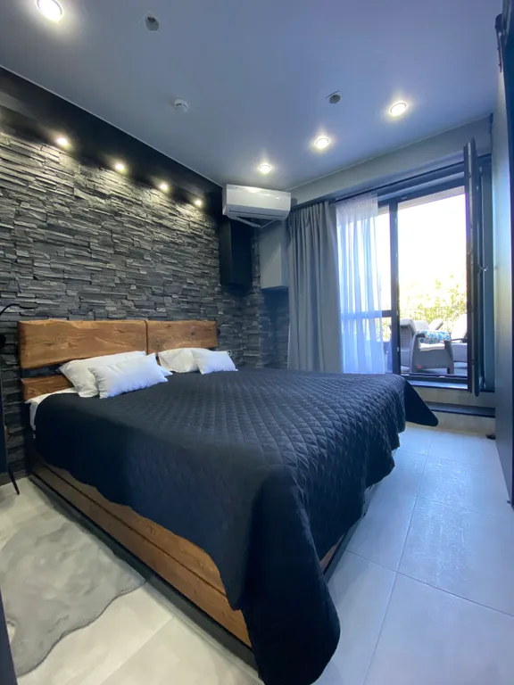 Морское шале с террасой