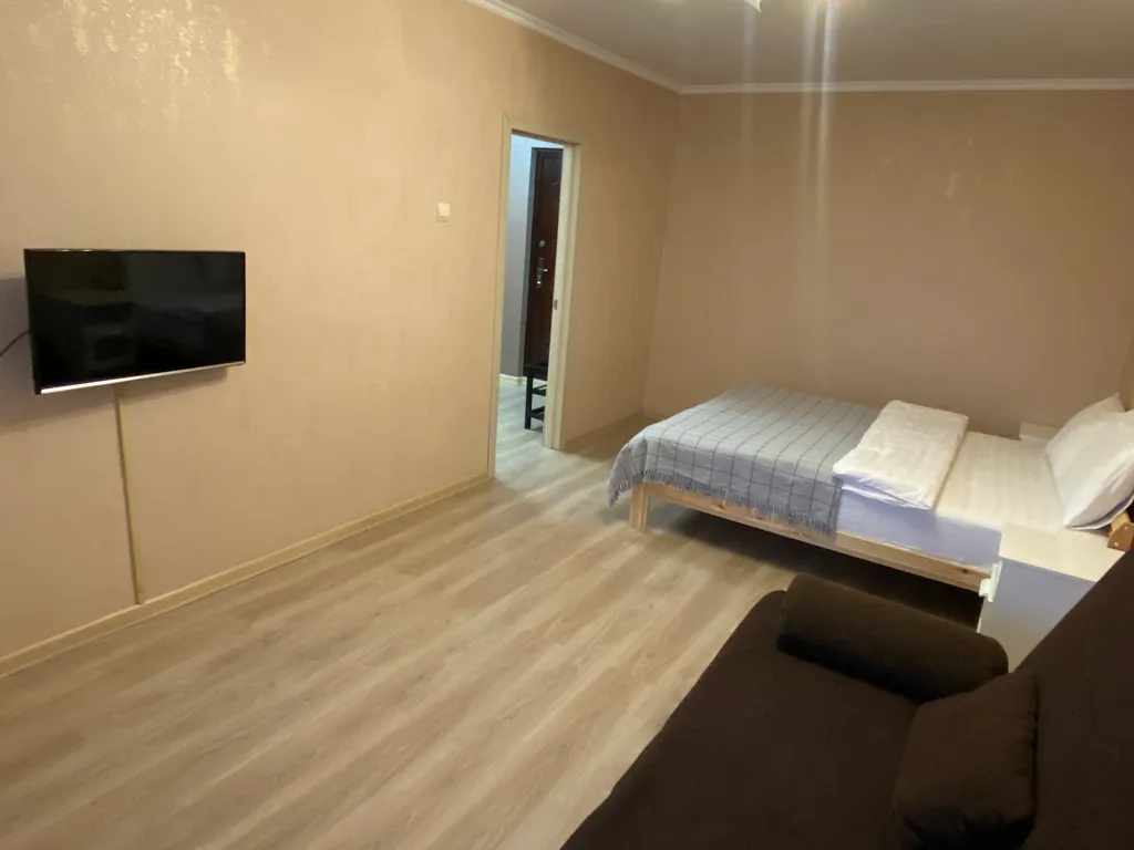 Квартира Просторная 2-комнатная квартира у парка — Гатчина