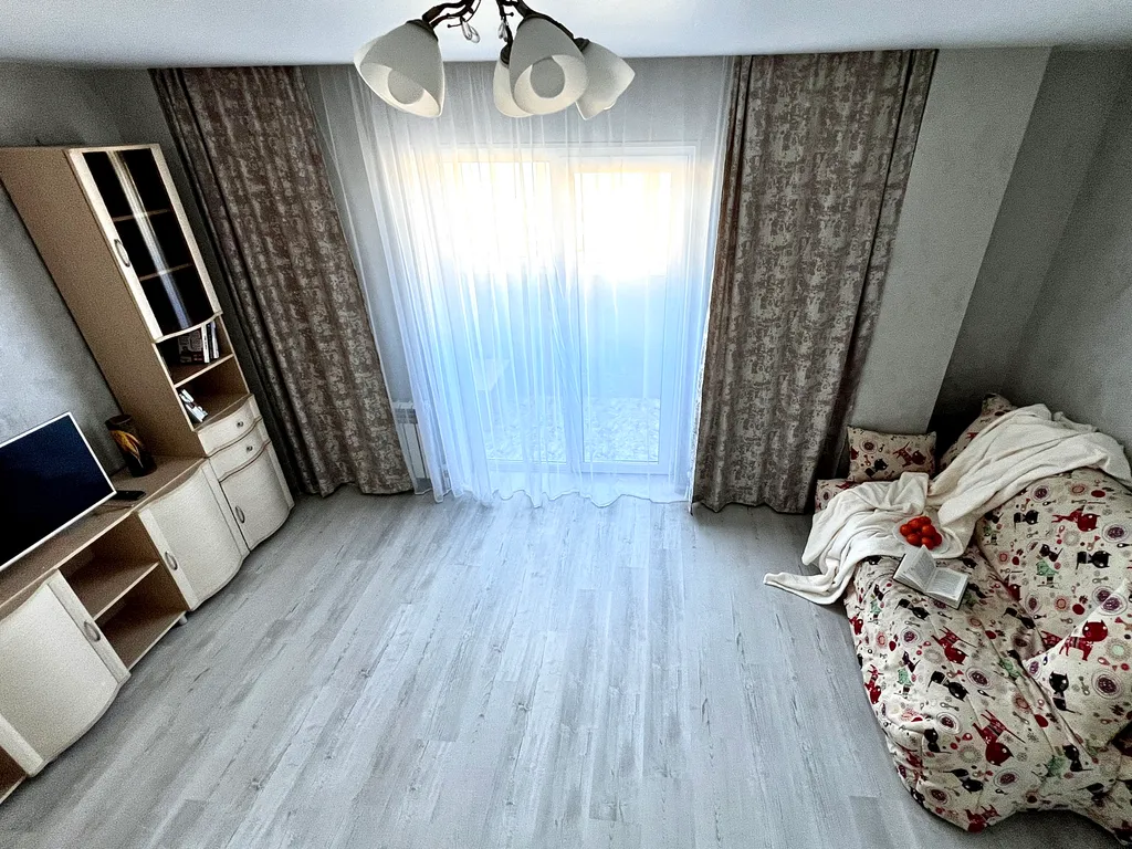 Уютная новая квартира класса люкс в 10 минутах от центра города