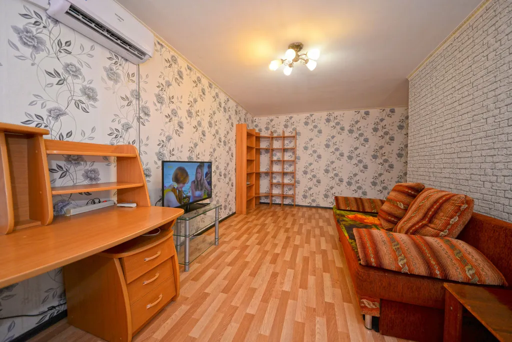 Апартаменты рядом с автомагистралью